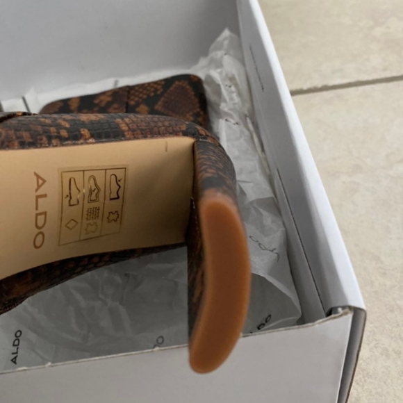 ISO these Aldo boots 6.5 or 7!!! - Picture 3 of 4